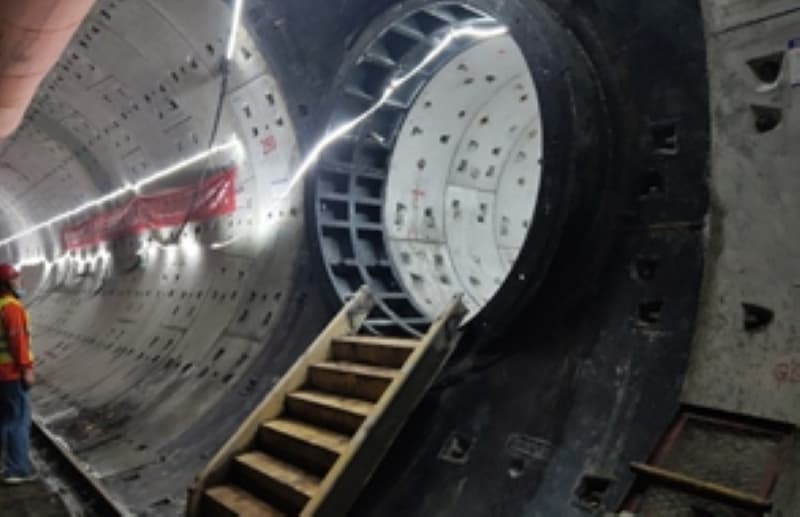 Portal structure construction