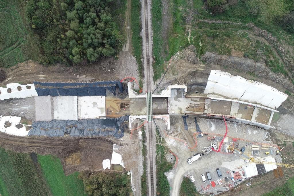 Croatia’s Zagreb–Rijeka Lowland Railway: 111 km of New Infrastructure, 57 km of Tunnels and a New Alliance Delivery Model cover image