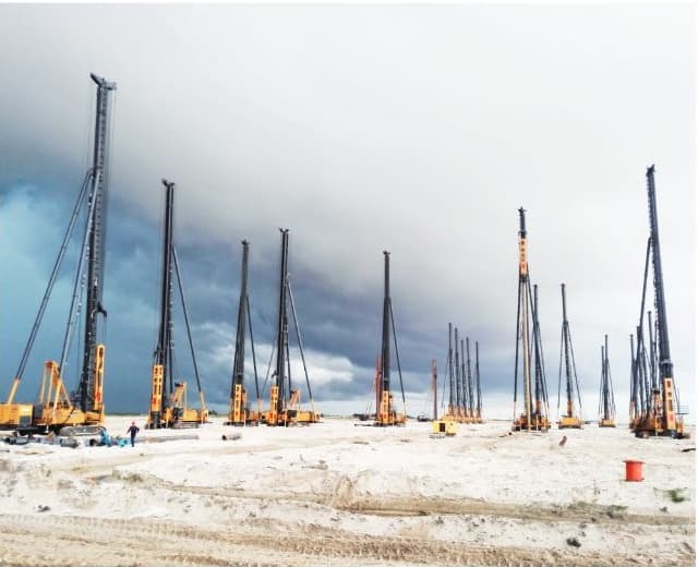 JU140 Pile Driving Rigs on an African Project
