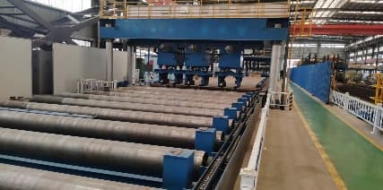 Plate-unit straightening equipment
