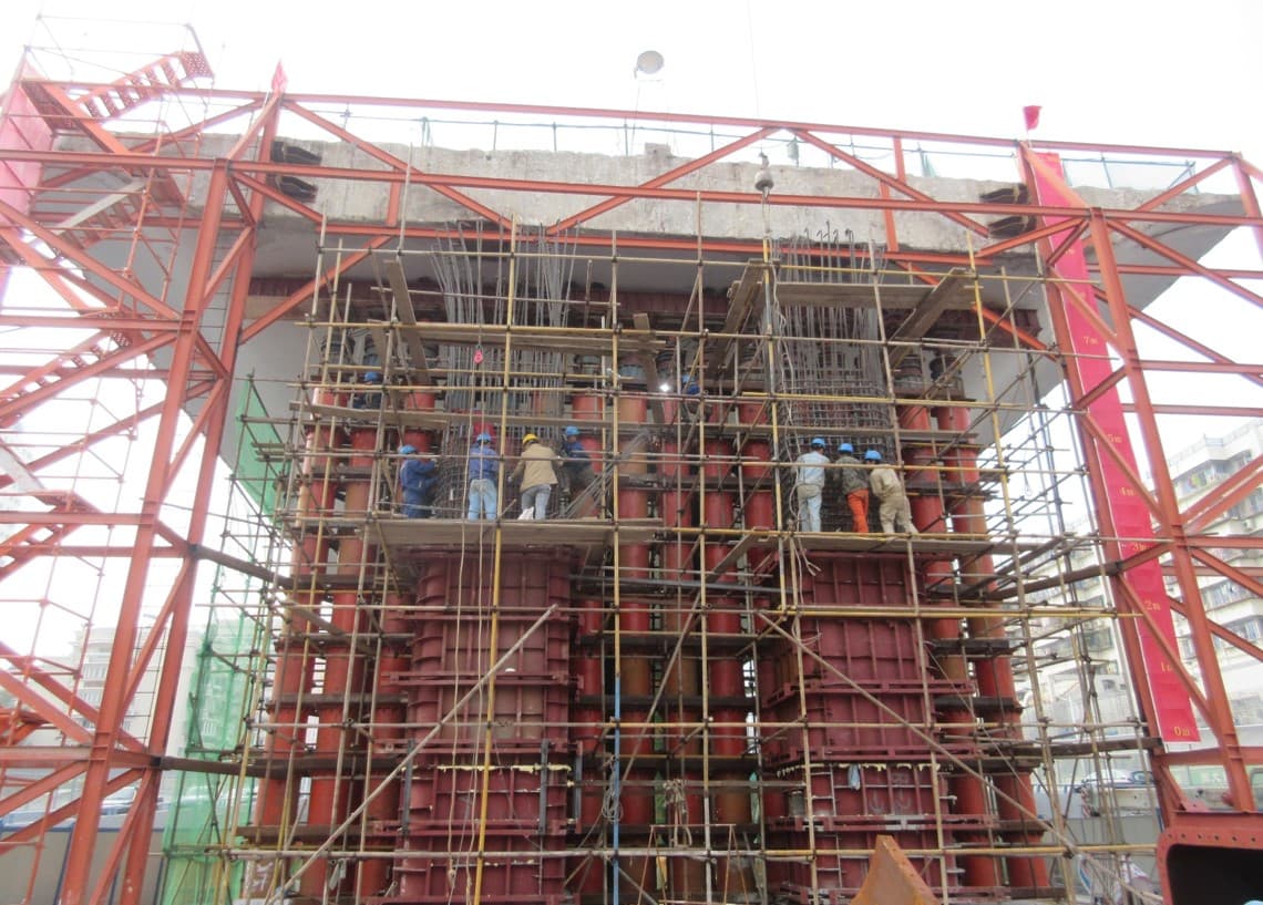 Active underpinning for urban renewal application image