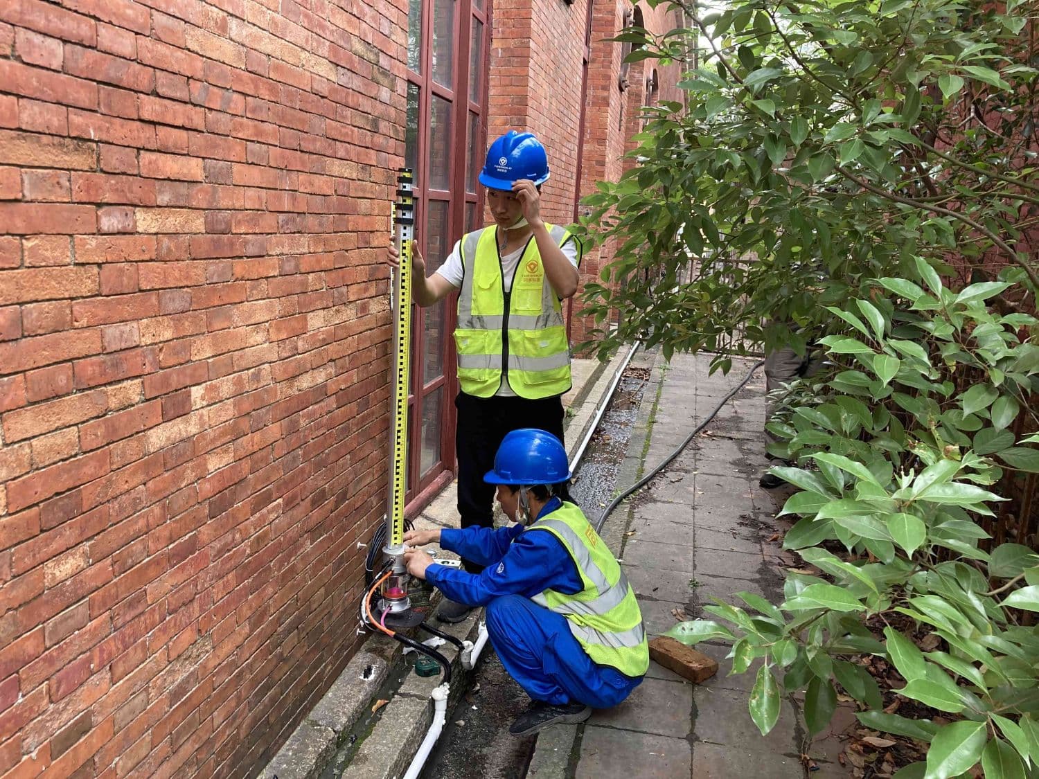 Building monitoring application for structural deformation, settlement and safety assessment in urban environments.