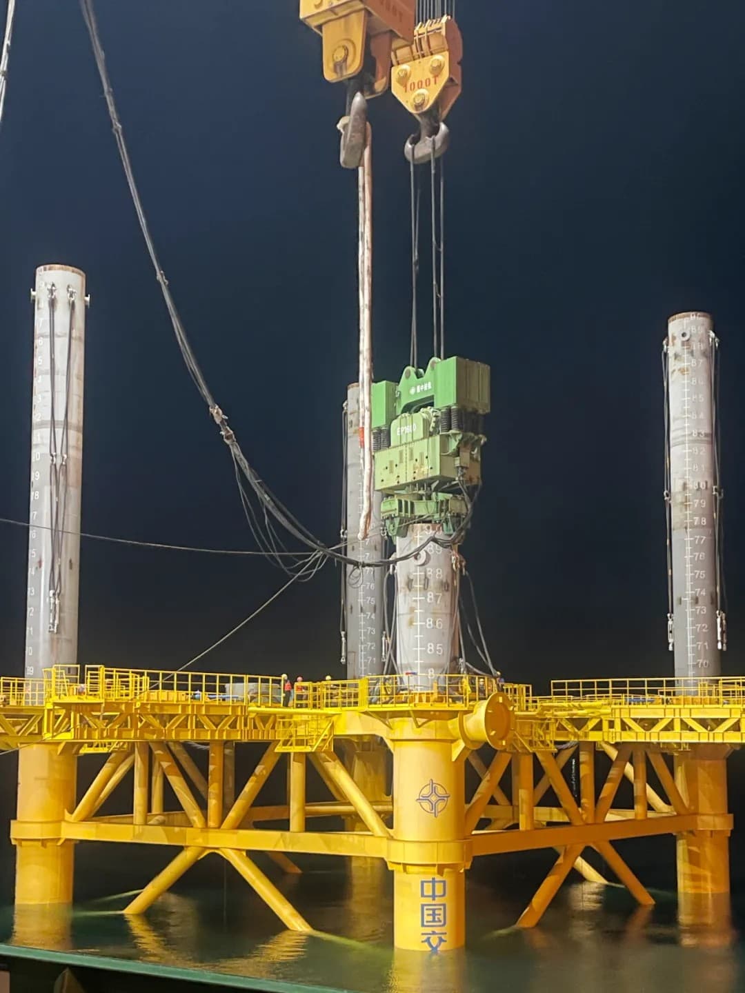 EP1600 Resonance-Free Vibro Hammer in Deep-Water Offshore Wind Foundation Works
